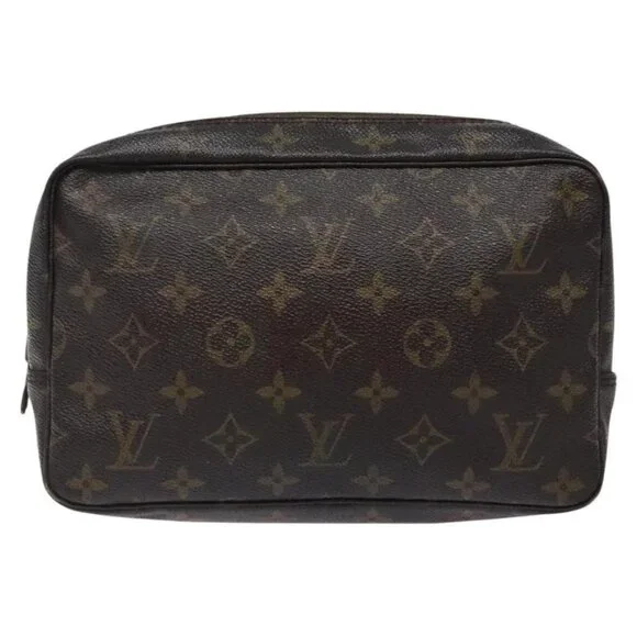 LOUIS VUITTON Monogram Trousse Toilette 23 Clutch Bag